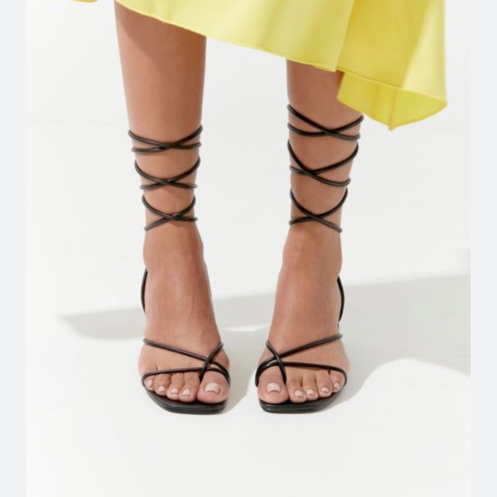 Urban outfitters Alexa strappy sandal black 8